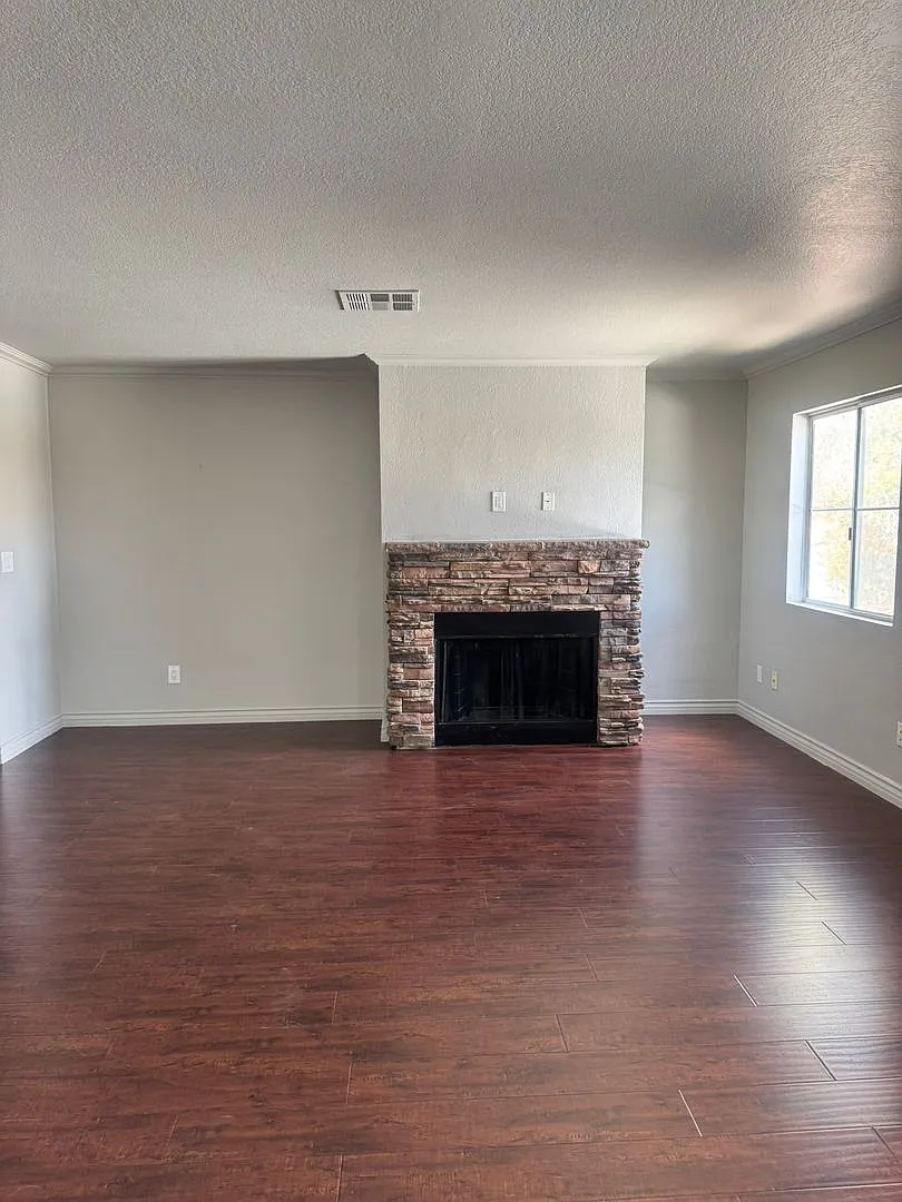 Upgraded 2-Bedroom Condo in Gated Community Near Boca Park — Photo 3