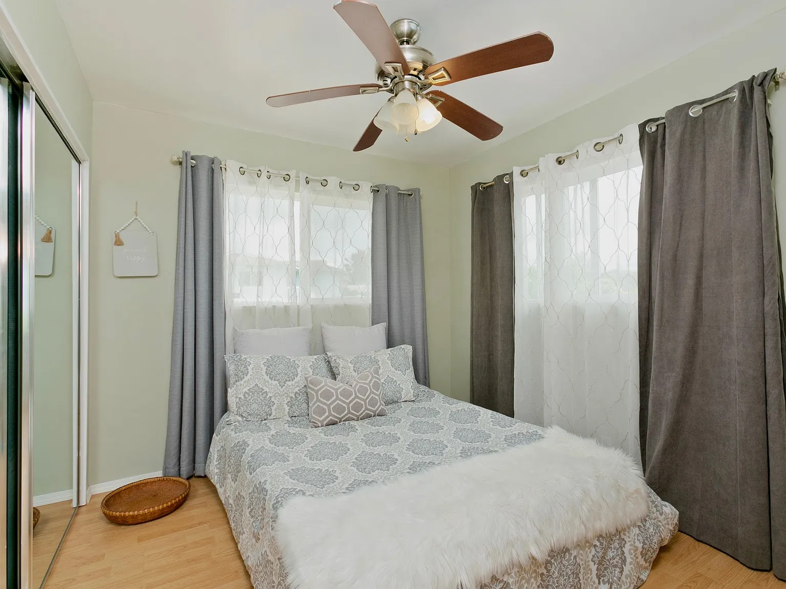 1 bed, 650 sqft, $1,900 — Photo 3