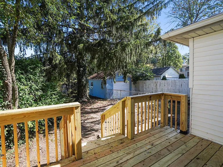 588 Mount Vernon Rd — Photo 38