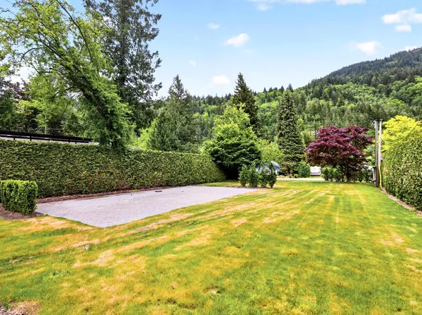 12051 Hodgkin Rd, Fraser Valley, BC V0M 1G0