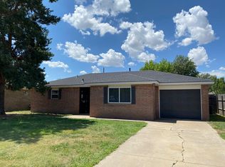 1028 Holly Ln, Canyon, TX 79015