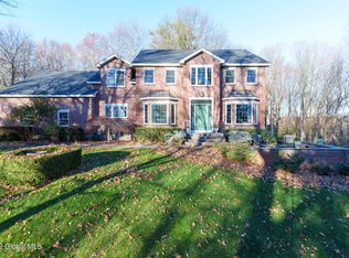 2532 Fawn Rdg, Castleton, NY 12033