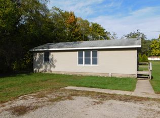109 E South St, Decatur, MI 49045