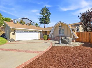1051 Hewitt Dr, San Carlos, CA 94070