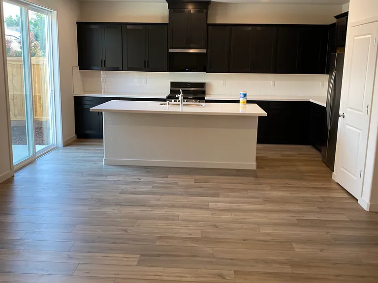 706 Diamond Valley Rd — Photo 30