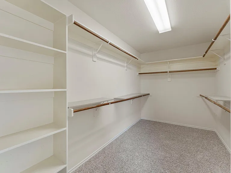17815 Misty Pond Ct — Photo 15