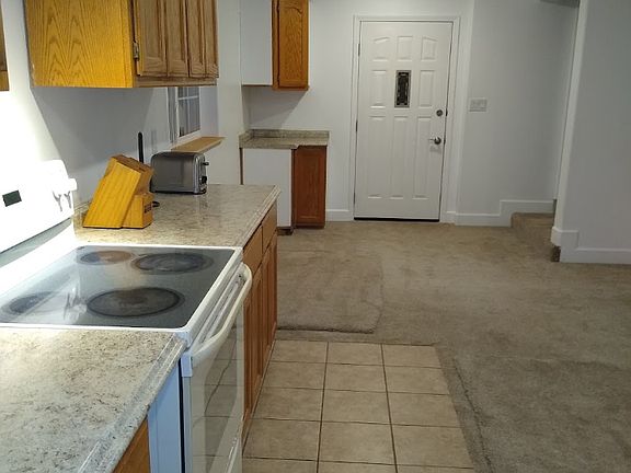 3rd image of 3035 Edgewood Dr #A