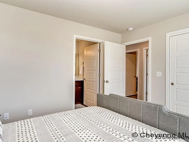 1380 Howling Moon Way #C — Photo 7