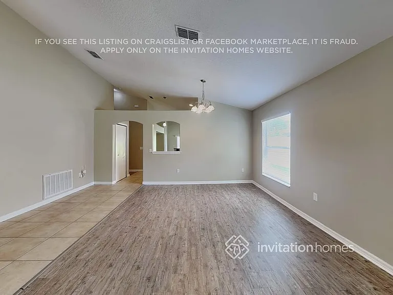 1260 Creekview Ct — Photo 16