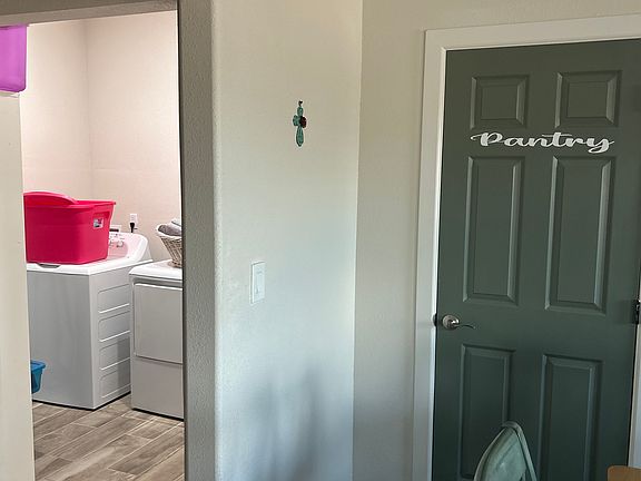 4th image of 260 Flor Bonita Ave #B