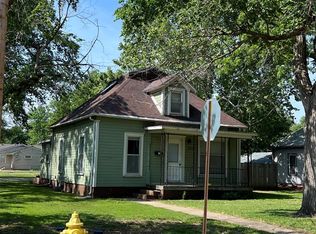 236 E Ellsworth Ave, Salina, KS 67401