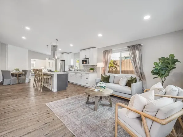 1298 Agapanthus Dr, San Diego, CA 92114