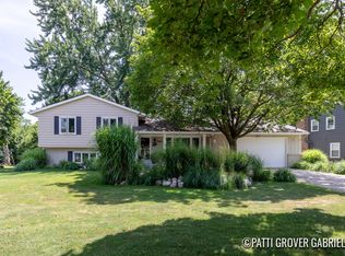 1830 Weymouth Dr SE, Grand Rapids, MI
