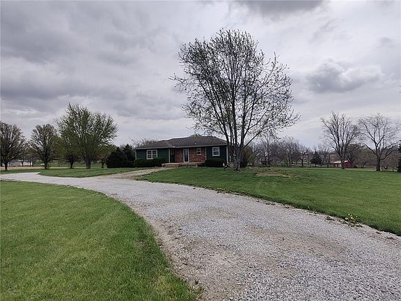 2nd image of 28465 Hospital Dr