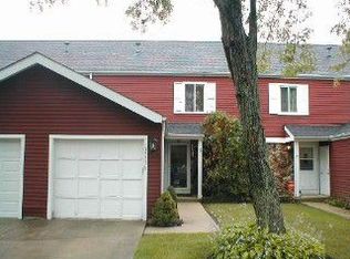 7555 Sarson Way, Hanover Park, IL 60133