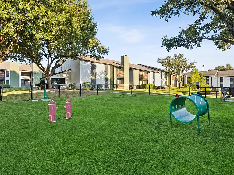 The Reid Apartments — Photo 16