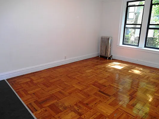 Rented by PMG Real Estate  | media 15