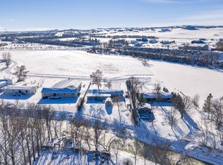 508 Rosie Ln N, Mandan, ND 58554