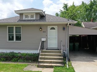 553 E 13th St, Lockport, IL 60441