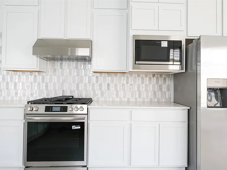 6415 Orchid Beach Dr — Photo 9