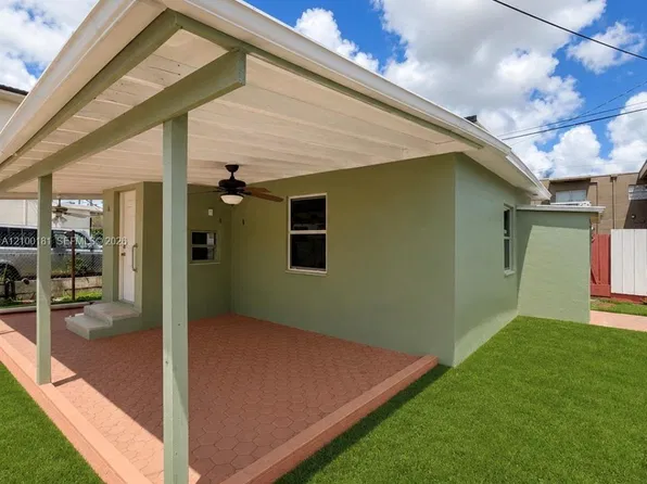 8548 Lakepoint Ct, Lake Worth, FL 33467