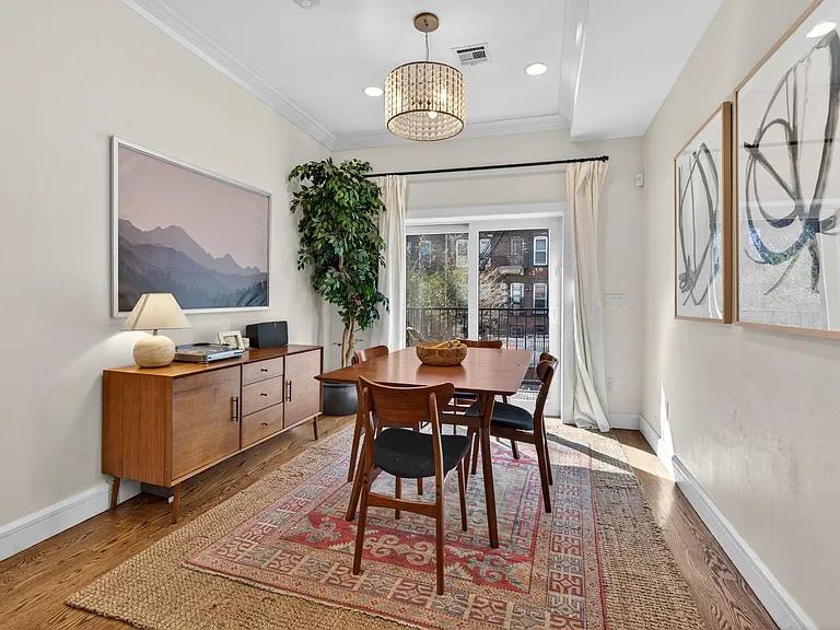 926 Park Ave — Photo 10