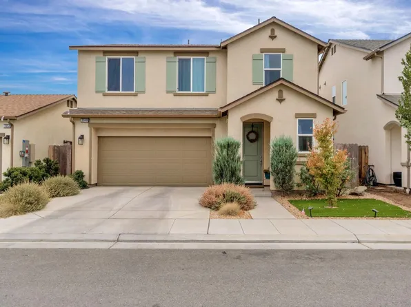 3948 Wrenwood Ave, Clovis, CA 93619