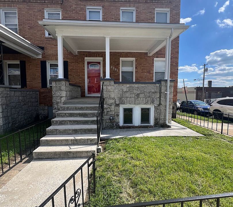 1st image of 2237 W Saratoga St