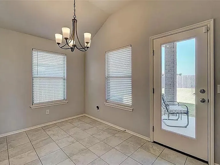 15521 Rosedown Dr — Photo 7