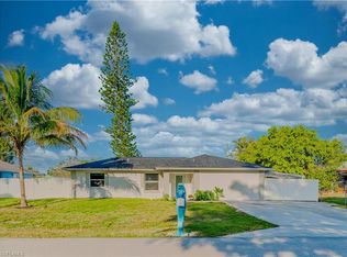 3013 53rd St SW, Naples, FL 34116