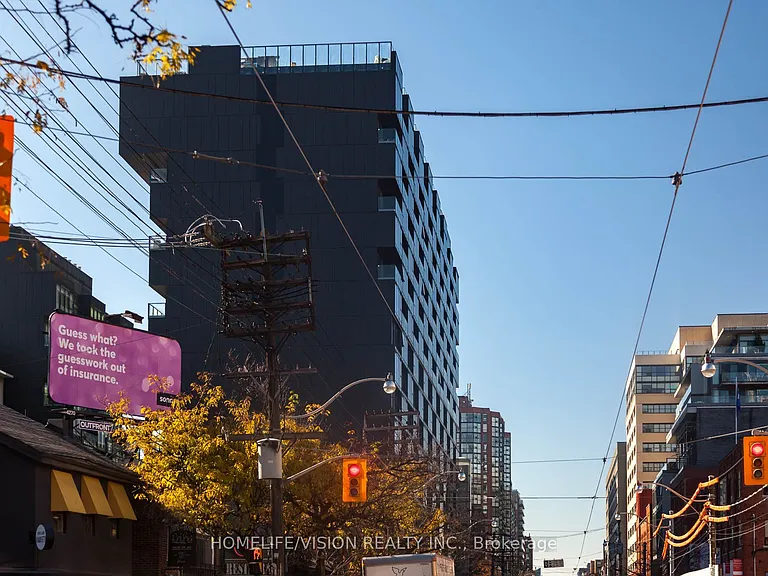 629 King St W #323 — Photo 13