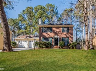 3911 Rocmar Dr, Snellville, GA 30039