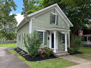 18 Boughton Ave, Pittsford, NY 14534