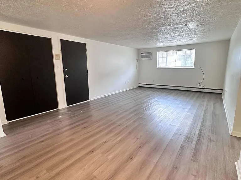 450 Market St #5-25 — Photo 2