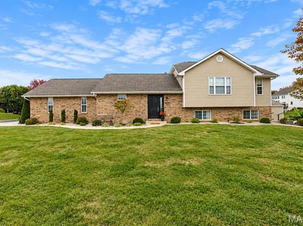 1396 Britany Ct, Edwardsville, IL 62025