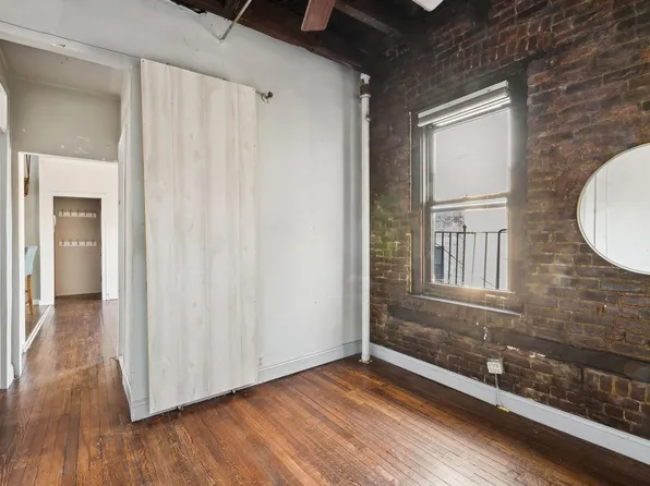 21-16 35th Street image 11 of 15