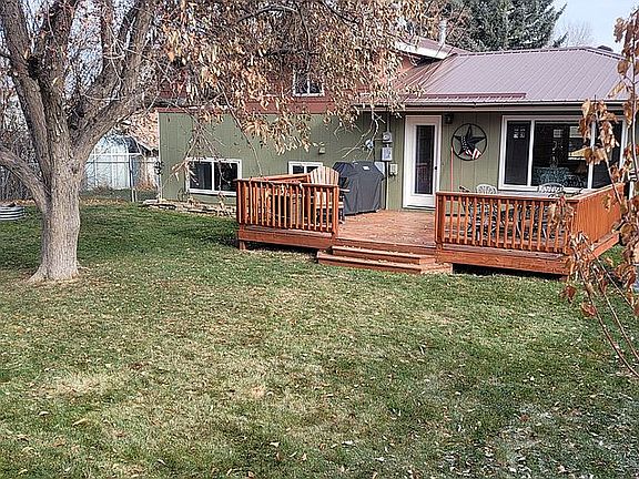 2nd image of 620 Bonnie Brae St