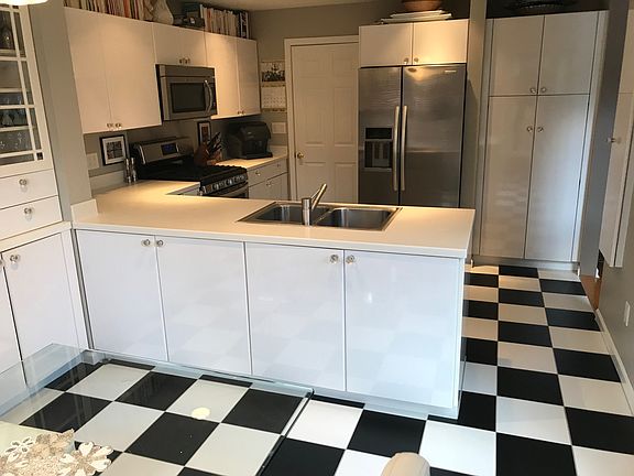 New stainless appliances 