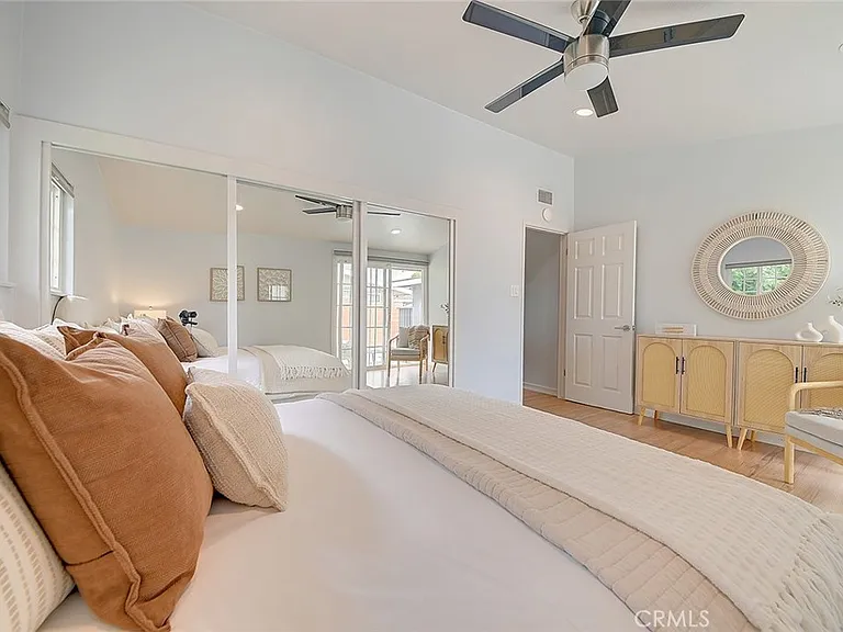 2044 W Spruce Ave — Photo 36