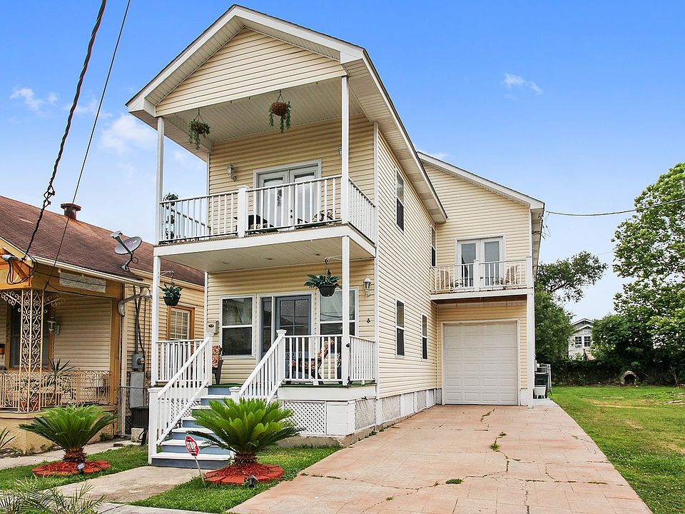 1st image of 8219 Apricot St