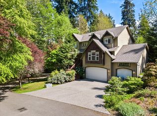 17837 29th Ave NE, Lake Forest Park, WA 98155