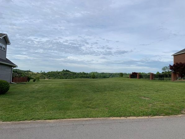 C35 Crestwood Dr, Prestonsburg, KY 41653