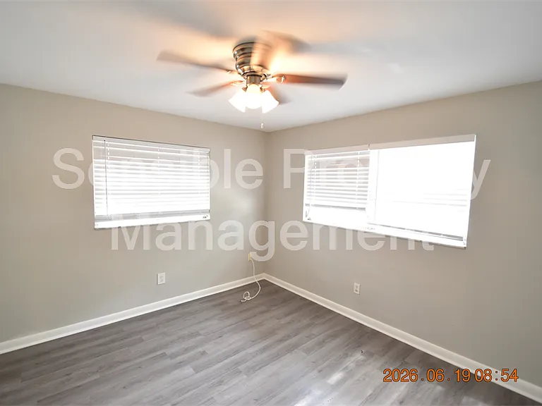 3273 Harbor Lake Dr — Photo 26