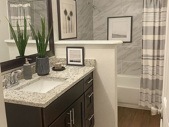 3rd image of 1824 S Las Vegas Trl #2