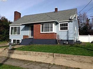 786 Johnson Ave, Coos Bay, OR 97420