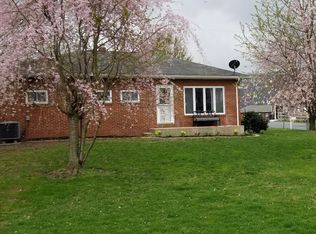 214 Willow Ln, Valley View, PA 17983