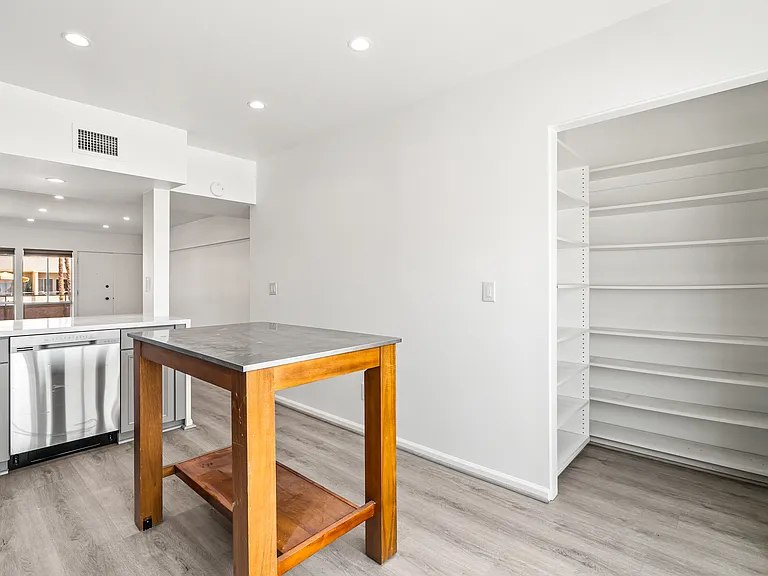 277 E Alejo Rd #219 — Photo 21