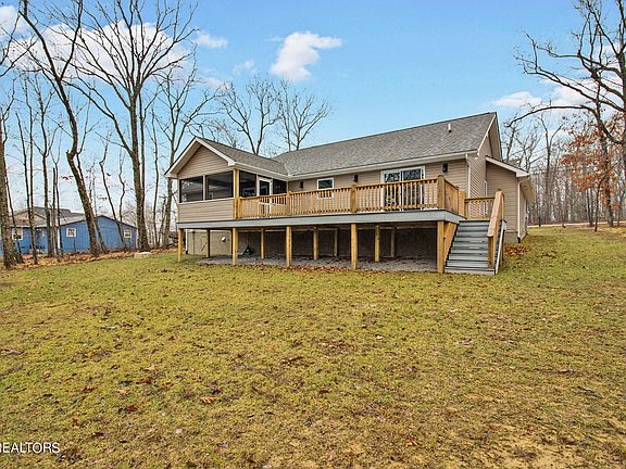 3rd image of 510 Snead Dr
