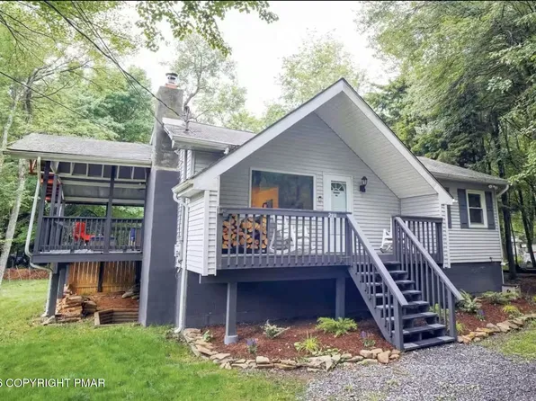 2111 Vacation Ln, Pocono Summit, PA 18346