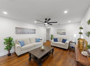 2945 Healey Dr, Dallas, TX 75228